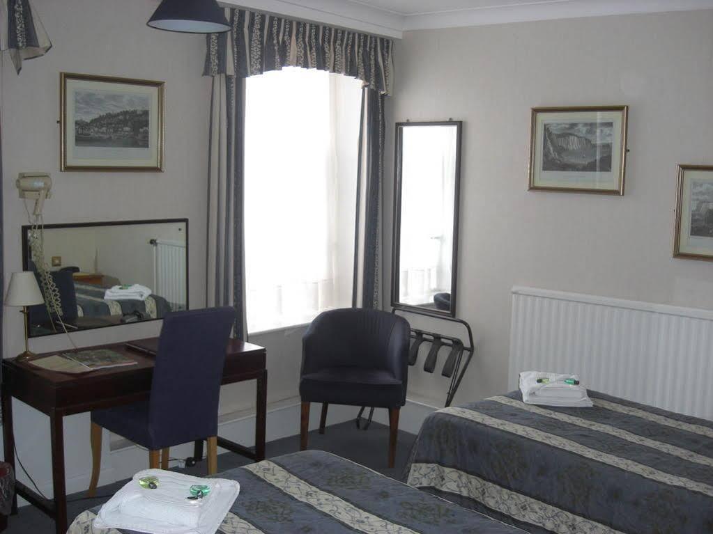 Yelf'S Hotel Ryde  Εξωτερικό φωτογραφία