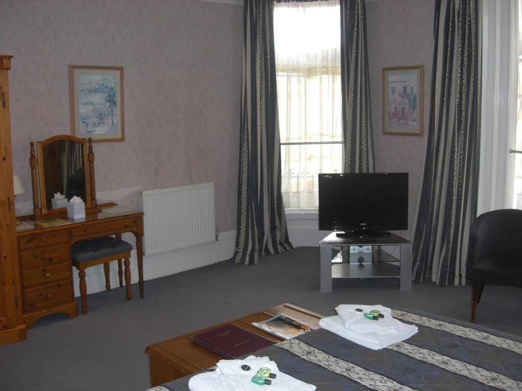 Yelf'S Hotel Ryde  Εξωτερικό φωτογραφία
