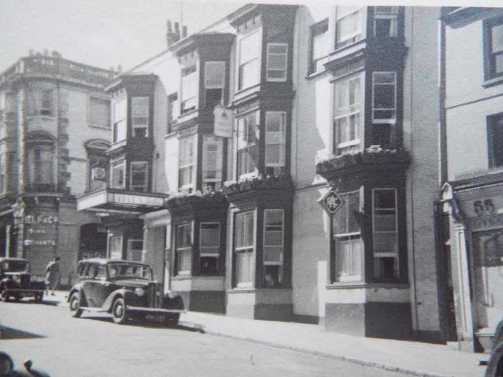 Yelf'S Hotel Ryde  Εξωτερικό φωτογραφία